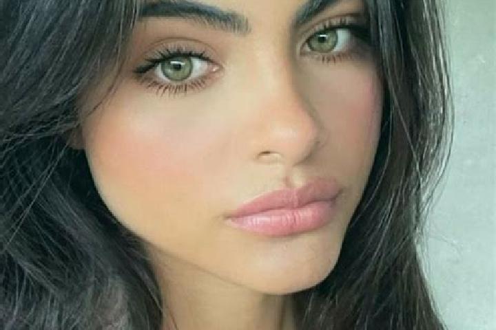 Beautiful Lady slot machine