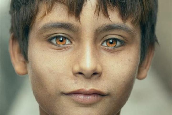 Cosmic Jewels (High 5 Games) slot game