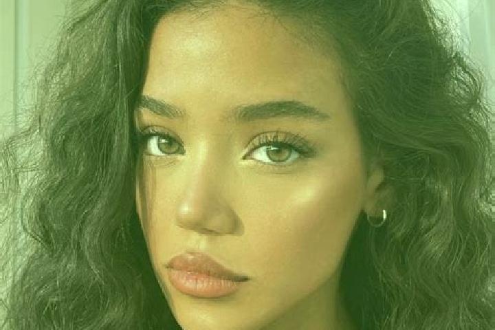 Eastern Nights online slot