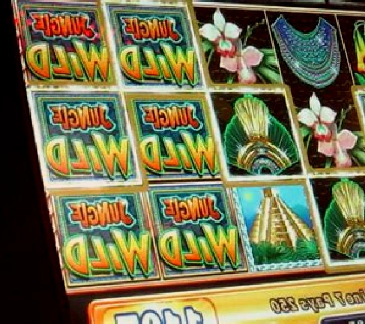 Lab of Lunacy online slot