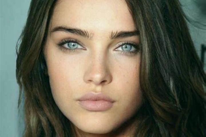 Mad Scientist: Breaking Beakers online slot