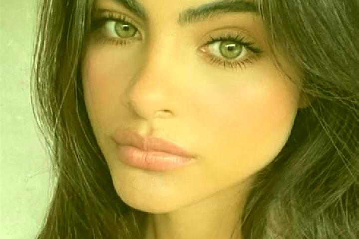 Sapphire Supreme 7s slot game